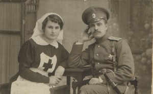 Елизавета Николаевна  и Михаил Николаевич Сахаровы. Первая мировая война.